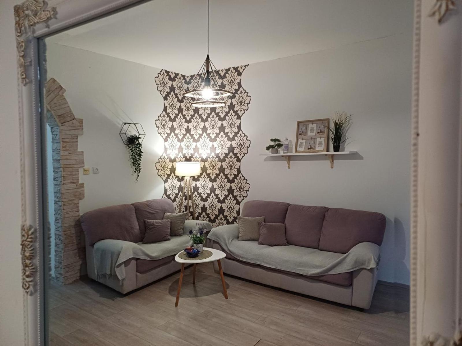 Apartment Green Free Private Parking Novi Sad Eksteriør billede